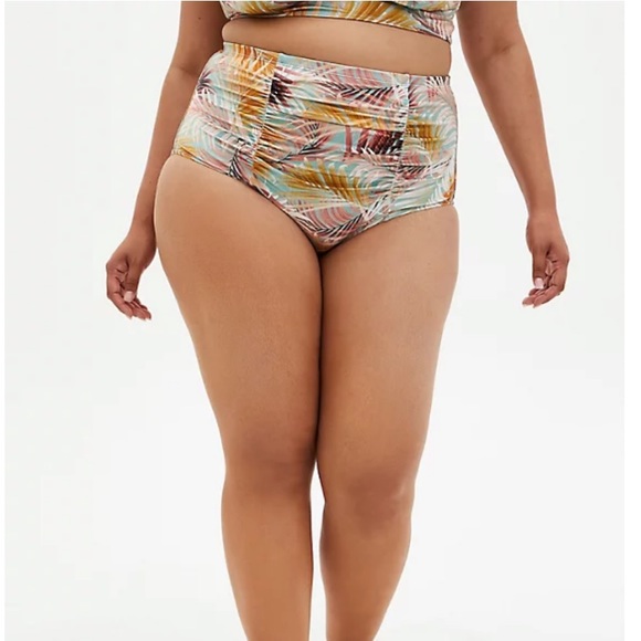 Torrid HIGH-RISE RUCHED SHINE SWIM BOTTOM size 2x - Picture 2 of 6